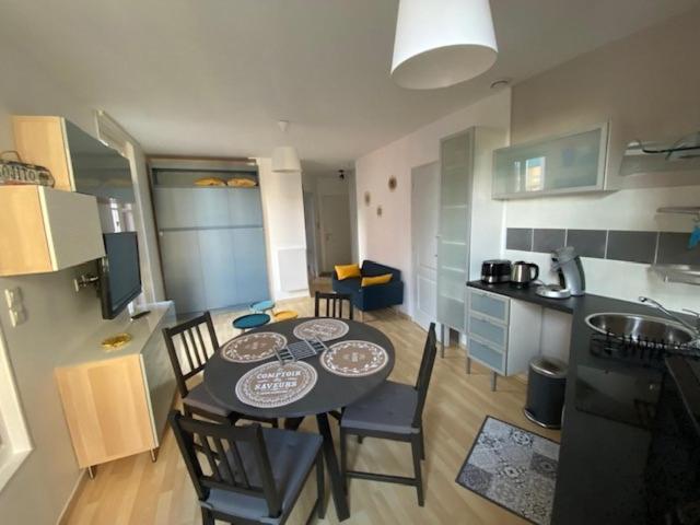 Appartement Avec Balcon Et Parking Prive Mers-les-Bains Exteriér fotografie